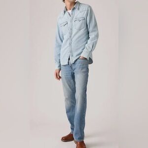 Vintage Levi's 517 Boot Cut Denim Jeans Light Blue Wash Men’s Size 32x32